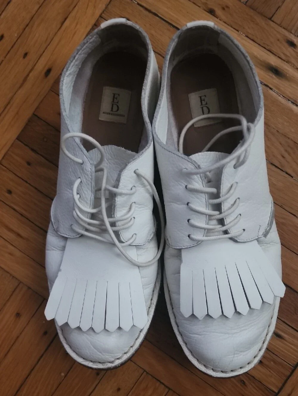 White Leather Lace-Up Kiltie Oxfords